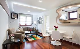 Apartment 18
